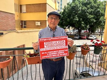 Manuel Guarino pide que no le recorten su pensión. (Change.org)