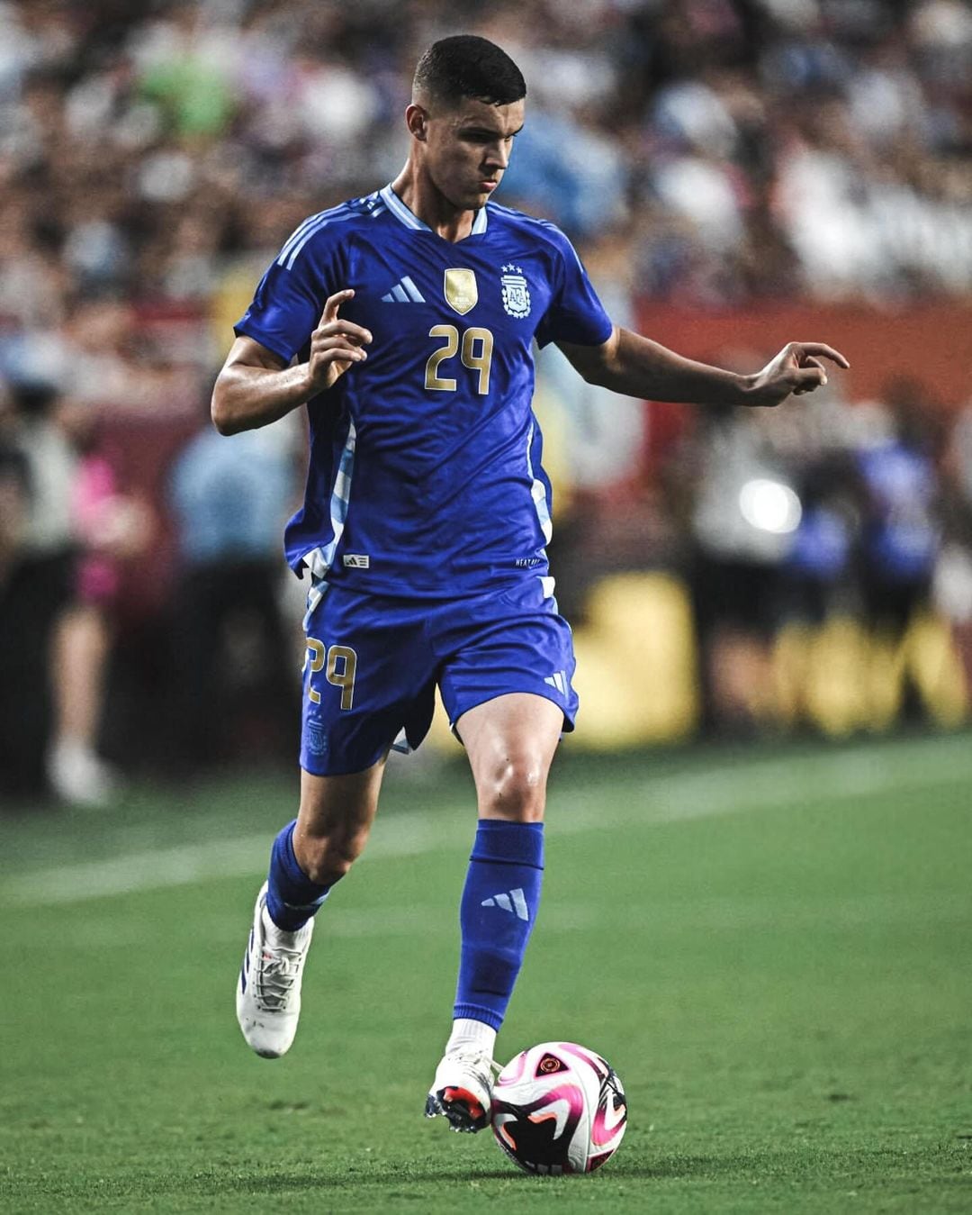 Valentín Carboni jugó la Copa América 2024 con la selección argentina (@valencarboni_)