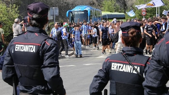 Un total de 340 efectivos de la Policía vasca velarán por la seguridad durante el recibimiento a la Real