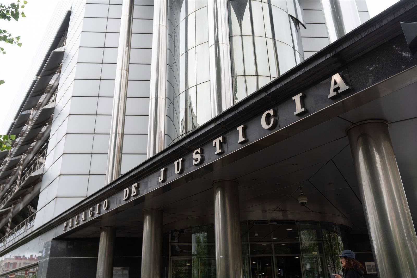 Un juzgado de Vitoria condena a Osakidetza a indemnizar con 1,2 millones a unos progenitores por la muerte de su bebé