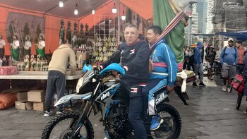 Fiel creyente viajó por dos