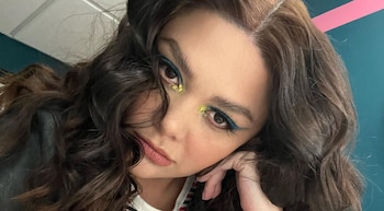 Yuridia comparte su felicidad en