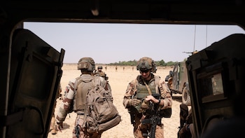 Declarado un toque de queda de 72 horas en Malí tras la ofensiva de yihadistas y tuaregs de este sábado