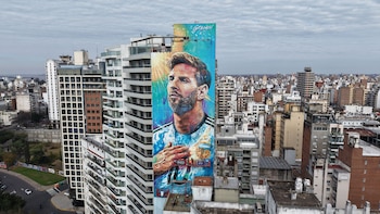 Renuevan el mural más grande de Messi en Rosario: “La pintura tiene más poder del que creemos”