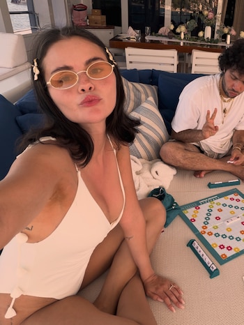 Benny Blanco planeó la mayor parte de la celebración de Selena Gomez . (Instagram)