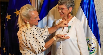 El Ministerio de Cultura de Francia incorporó a Paula Heredia a una distinción que también integran figuras como Meryl Streep, David Bowie y Shakira./ (Diario El Salvador)