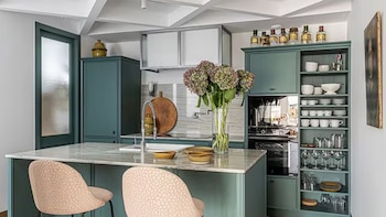 Isla tradicional de cocina.