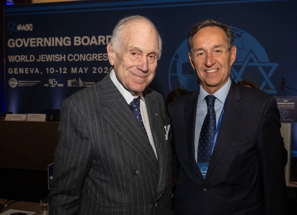 Fulvio Pompeo junto a Ronald Lauder, quien encabezó la reunión y advirtió sobre el crecimiento del odio y el extremismo que enfrentan las comunidades judías en el mundo