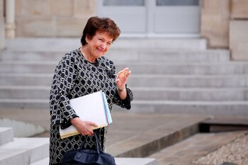 la ministra de Cultura francesa