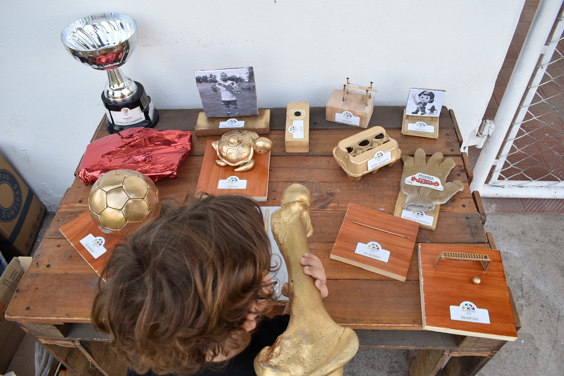 Todos los años se entregan premios muy alegóricos.