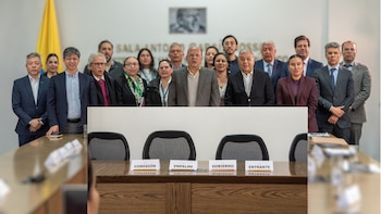 El Ministerio de Hacienda presentó el informe de empalme ante las sillas vacías de la administración de Abelardo de la Espriella