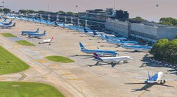 El Gobierno dictó la conciliación obligatoria en el conflicto de controladores aéreos y queda en suspenso el paro