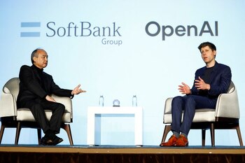 Ex empleados y organizaciones civiles cuestionaron los planes lucrativos propuestos por OpenAI. (REUTERS/Kim Kyung-Hoon)