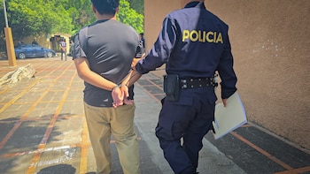 El gobierno salvadoreño también solicitó