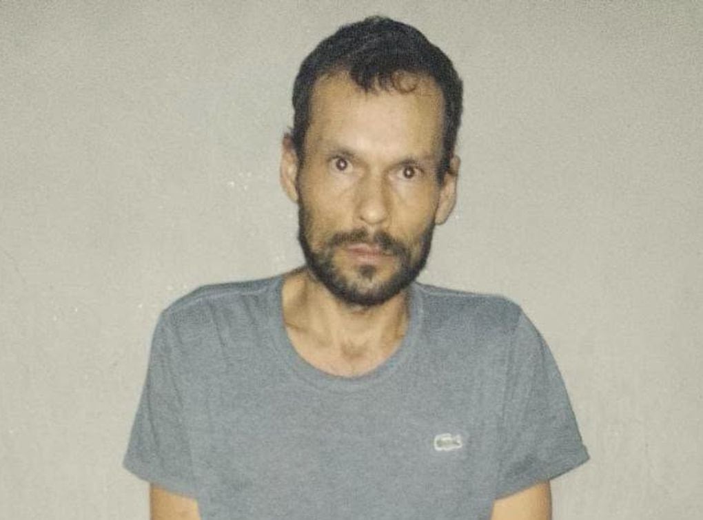 Se fugó un acusado de abuso sexual antes de su traslado a una cárcel en Corrientes y alertan que es de "alta peligrosidad"