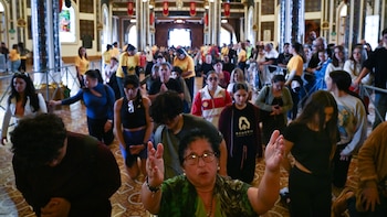 Devoción y fe: Miles de personas conmemoran el día de la Virgen de los Ángeles, la patrona de Costa Rica