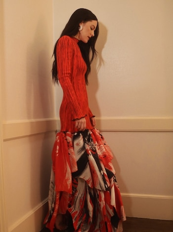 Keough con vestido Chanel de