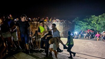 Al menos dos muertos y