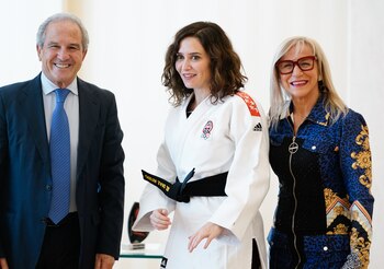 Neli Lorenzo, a la derecha,