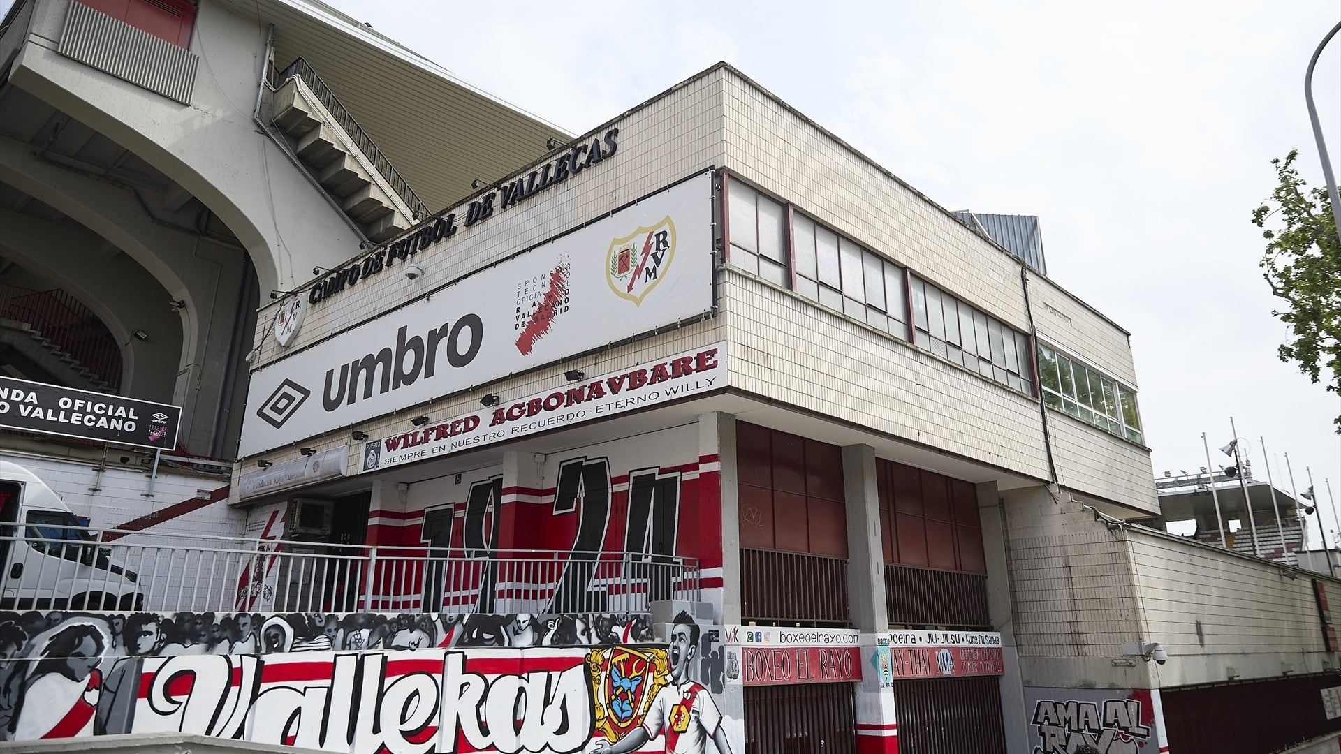 La Comunidad de Madrid denuncia al Rayo por no dejarles entrar en el estadio de Vallecas