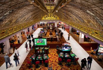 Bally’s Corp adquirió el Tropicana Hotel por 148 millones de dólares en 2022 (REUTERS/Ronda Churchill)