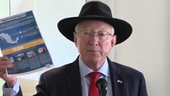 Ken Salazar desea buena relación