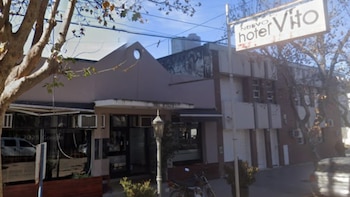 Un joven intentó incendiar un hotel en Córdoba luego de pelearse con la dueña y quedó detenido