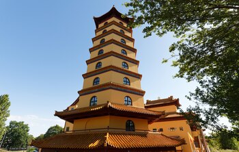 Pagoda Khanh-Anh, en Francia (Adobe