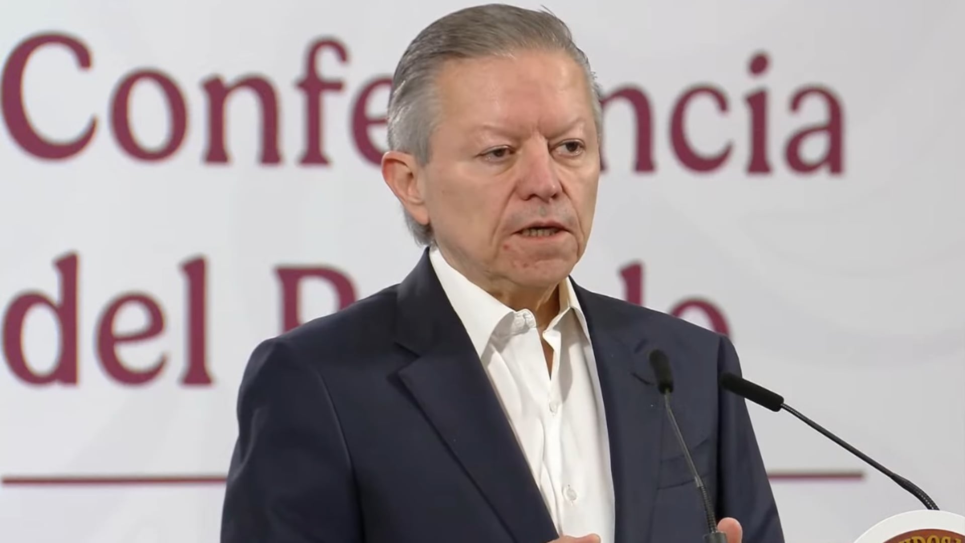 Arturo Zaldívar defendió la aprobación a la Ley de Amparo. | YouTube Claudia Sheinbaum