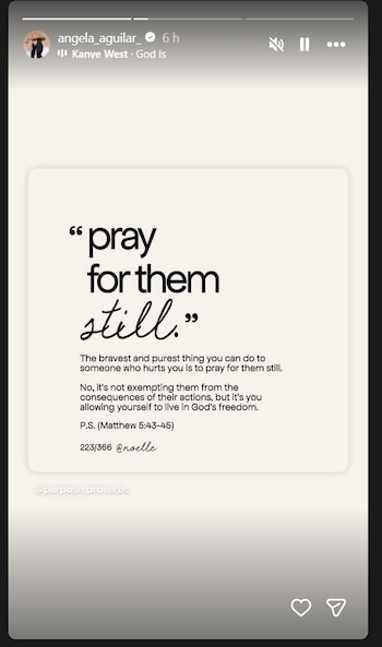 (Instagram: Ángela Aguilar)