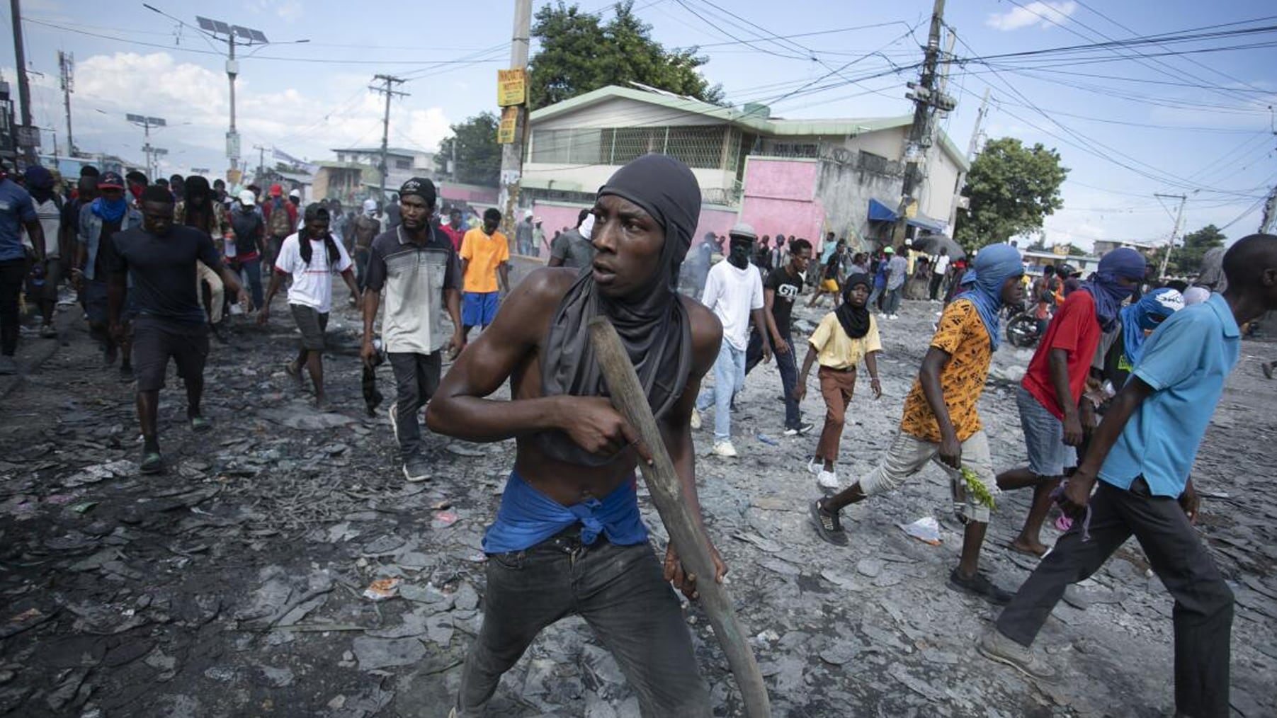 Las pandillas en Haití controlan más del 90% de Puerto Príncipe tras el asesinato del presidente Jovenal Moïse en 2021.