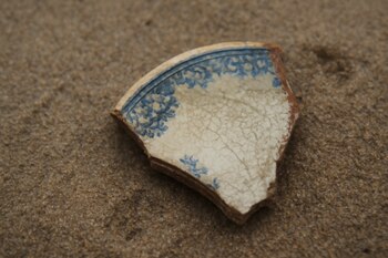 Restos de cerámica similares a