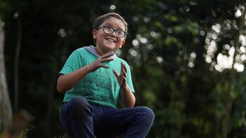 Mujer que llamó “guerrillero” al