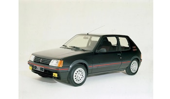 El Peugeot 205 gTI llegó