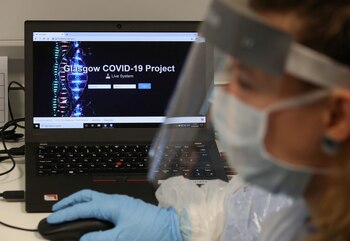 Una investigadora británica en Glasgow