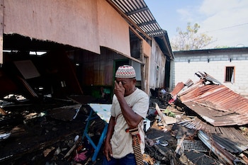 Cerca de medio centenar de muertos y 2.000 evacuados tras el terremoto de 7.7 en Indonesia. Foto: EFE
