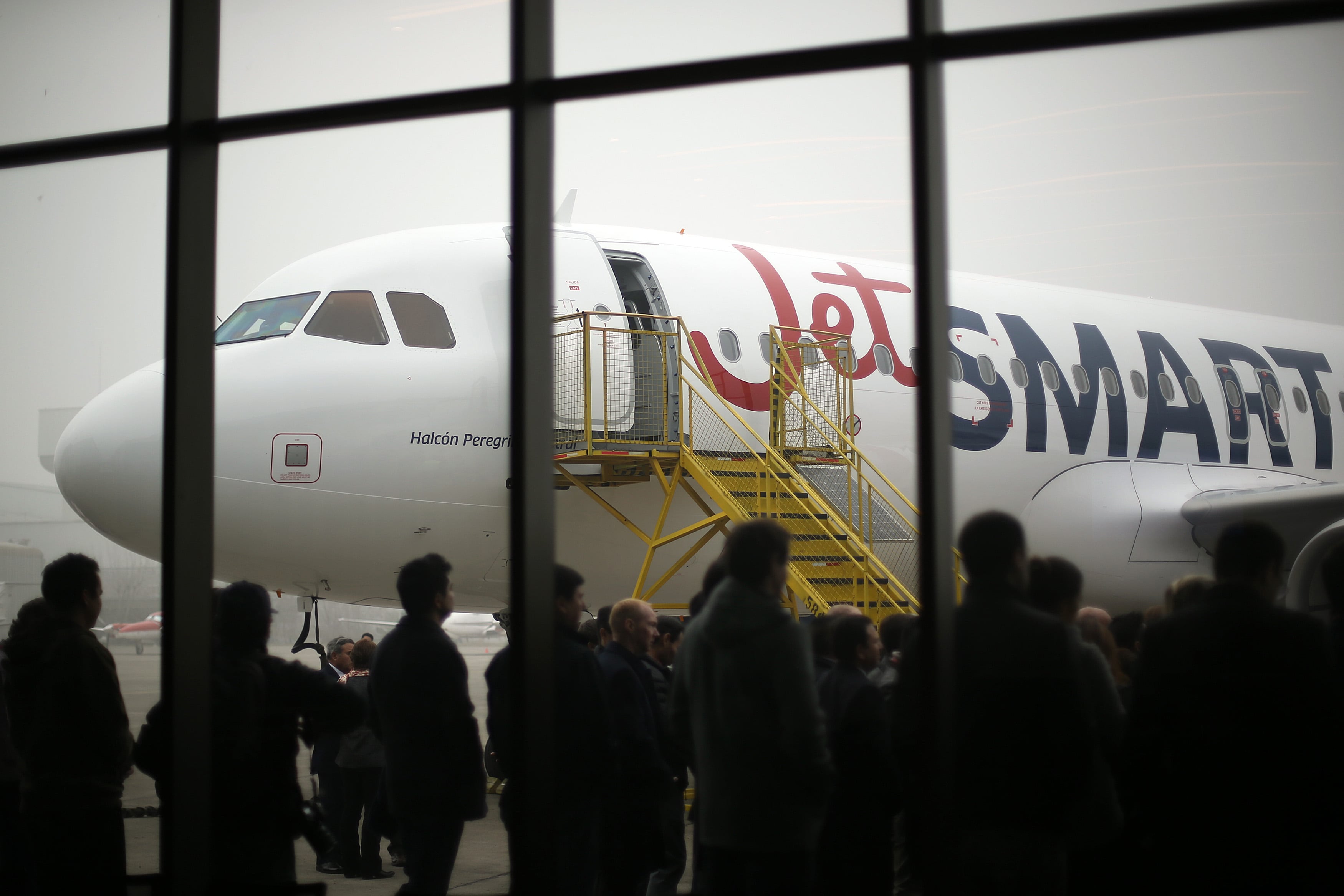 La alerta global de Airbus que afectó a las aeronaves A320 fue atendida rápidamente - crédito - crédito Mario Ruiz/EFE