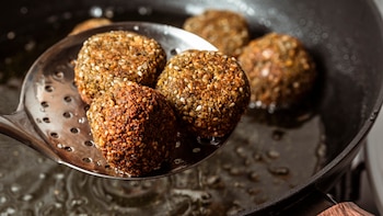 Albóndigas de quinoa: una receta apta para vegetarianos, saludable y con un sabor muy característico