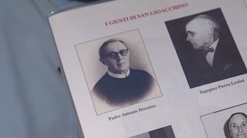 Hoja impresa con el título 'I Giusti di San Gioacchino' y retratos en blanco y negro del padre Antonio Dressino y Pietro Lestini.