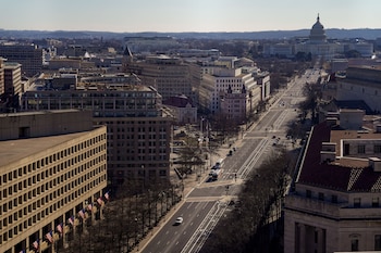 La Oficina de Estadísticas Laborales informó que la tasa de desempleo de Washington fue de 5,2% en mayo de 2026, frente al 4,3% nacional (REUTERS/Kent Nishimura)