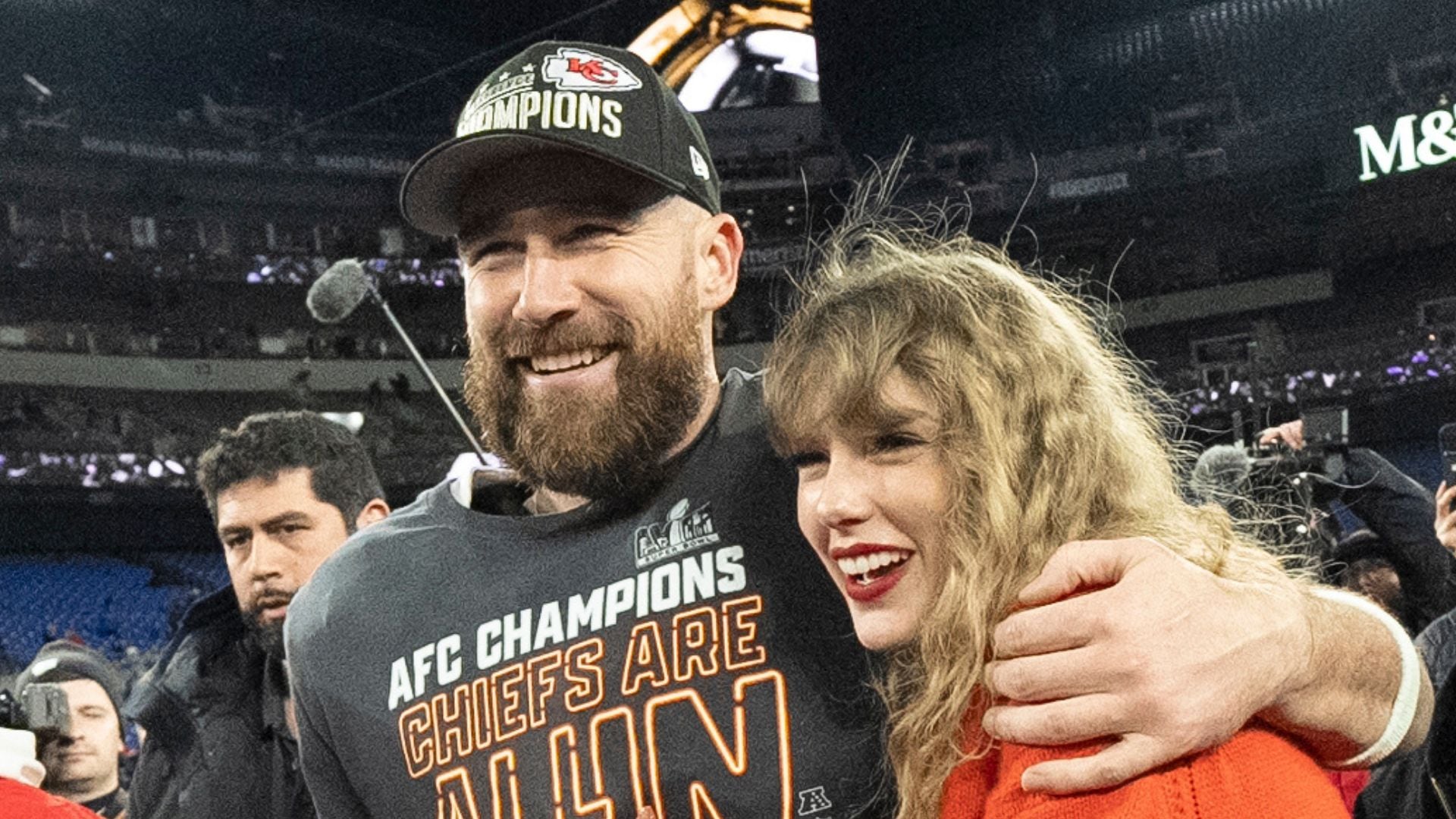 La boda de Taylor Swift y Travis Kelce genera polémica entre sus invitados. (AP/Julio Cortez)
