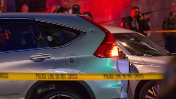 Un agente del ICE le dispara a un hombre durante un intento de arresto en Nueva York