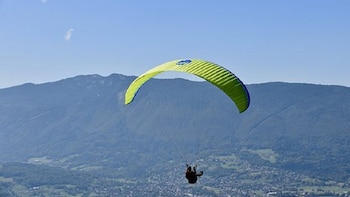 Ciudadano israelí de 23 años murió en un accidente de parapente en Bello, Antioquia: investigan si los fuertes vientos provocaron la caída