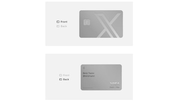 Tarjeta gris con chip y logo X en el anverso, nombre Benji Taylor, arroba benjitaylor, símbolo contactless y logo Visa en el reverso