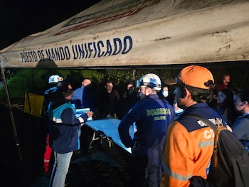 Seis mineros fueron rescatados con vida tras accidente en la mina La Trinidad en Cundinamarca - crédito Bomberos Cundinamarca