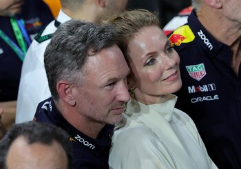 Christian Horner junto a su