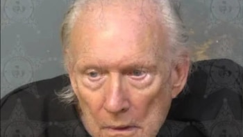 Su hijo no lo visitó