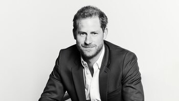 El príncipe Harry consiguió trabajo