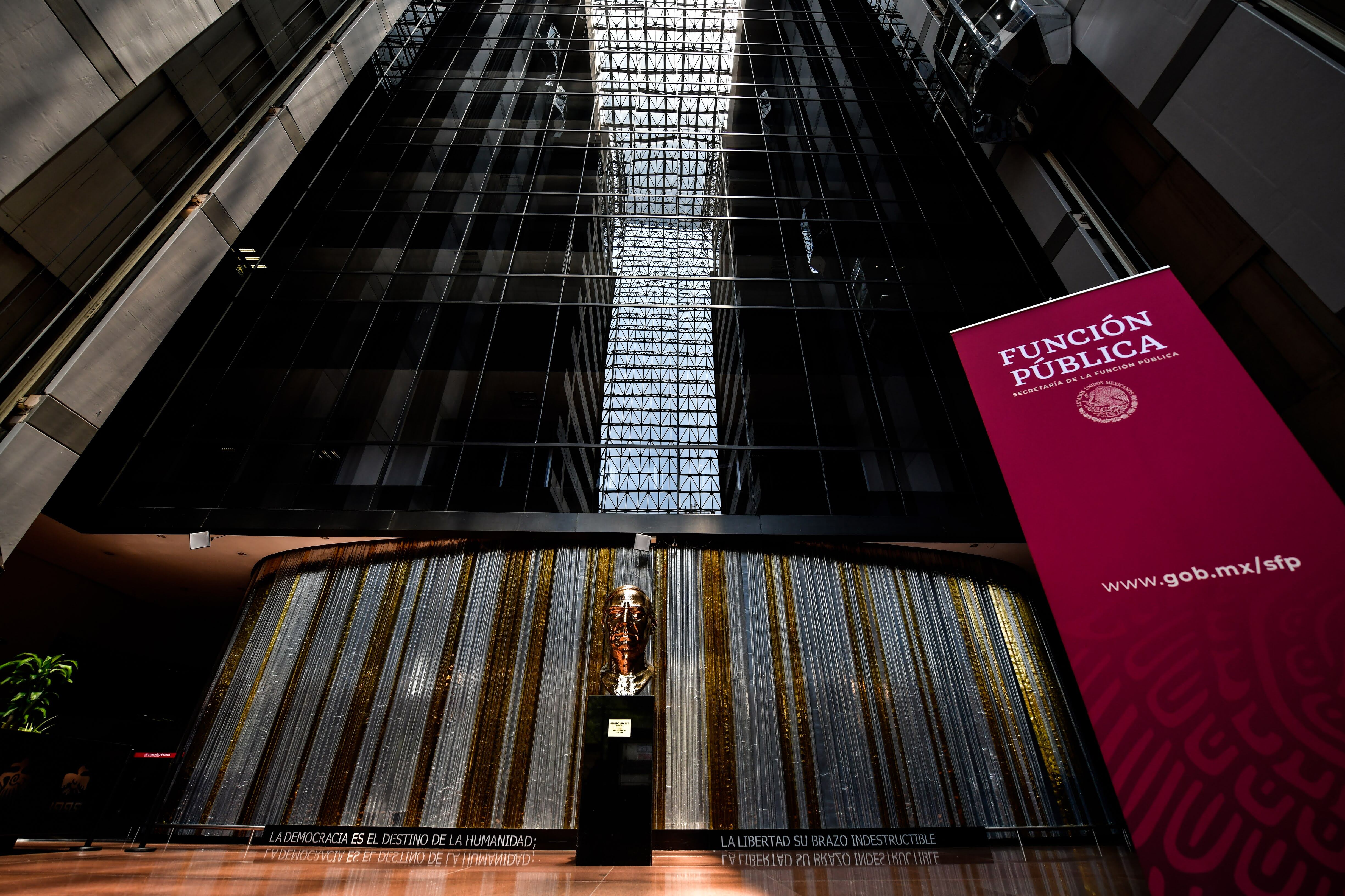 La SFP insistió en su sanción contra el funcionario del IPN (Cortesía/ SFP)