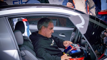 Juan Pablo Montoya reveló la dura situación que vive su hijo Sebastián Montoya: “Está sufriendo y se la está comiendo toda”